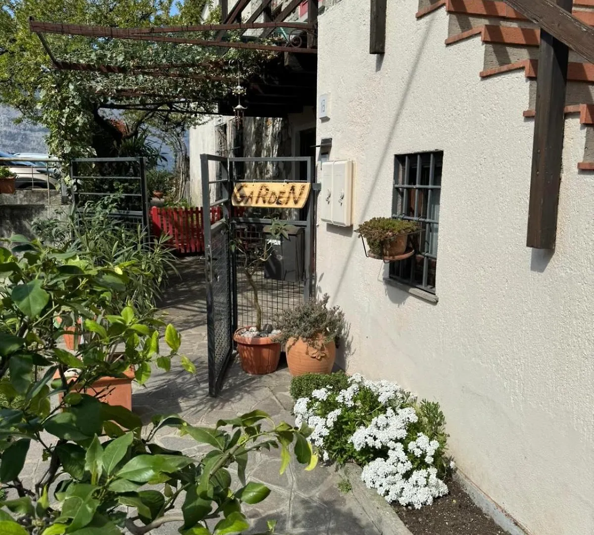 Antica Casa Fenaroli Apartment Iseo 0*,