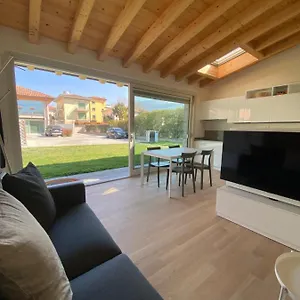  Ferienhaus Little Mier
