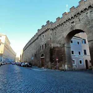 Characteristic Just Beside The Vatican Apartment Rome